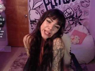 P U R P L E M A R I A