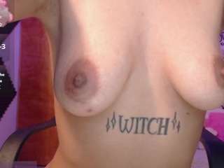 Live webcam model maria-19 on Soda Cams