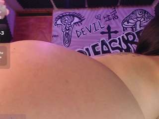 Live webcam model maria-19 on Soda Cams