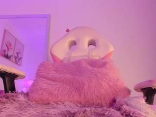 P U R P L E M A R I A