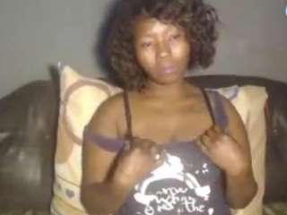 sexyebonytee