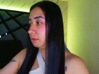  brenda-aniston chat room