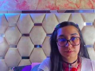 brenda-aniston Live Webcam on CamSoda