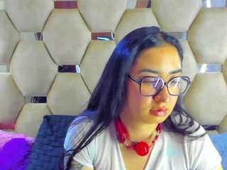 brenda-aniston Live Webcam on CamSoda