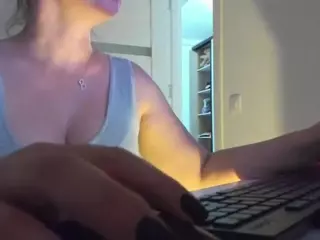 babette69's Live Sex Cam Show