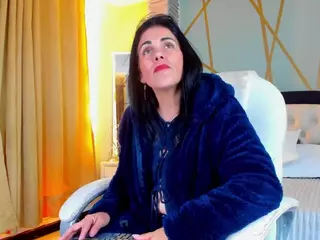 girasol-walton's Live Sex Cam Show