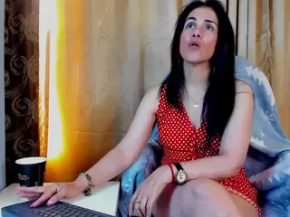 girasol-walton's Live Sex Cam Show