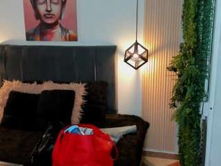 lulu-luvely Live Webcam on CamSoda