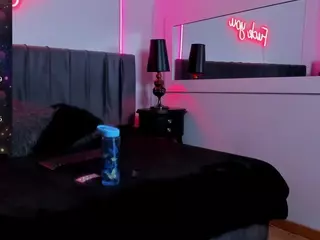 Anne's Live Sex Cam Show