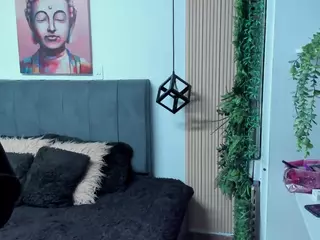 Anne's Live Sex Cam Show