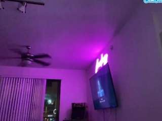 Live webcam model laladoll on Soda Cams