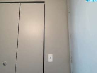 Live webcam model laladoll on Soda Cams