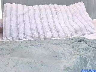 Live webcam model shawn-geni on Soda Cams