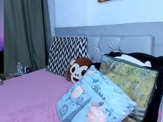 sensualitycouple live webcam show