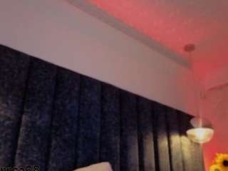 Nayla Potter live webcam show