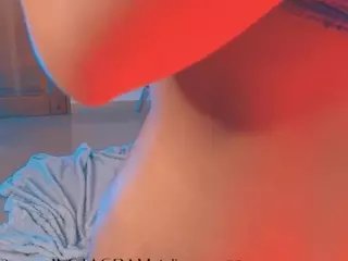 Nayla Potter's Live Sex Cam Show