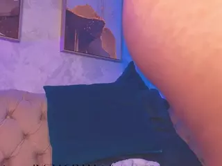 Nayla Potter's Live Sex Cam Show
