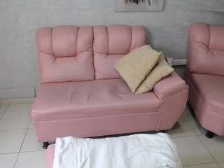 mandahudson, female webcam model,  years old, on live webcam