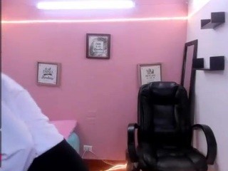 Karenherrera Cam: Free Live Nude Sex Show & Chat - Camsoda