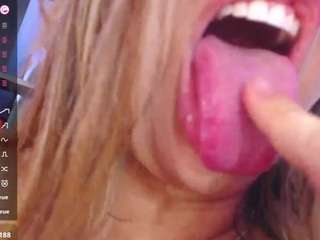 susan-hicks Live Webcam on CamSoda