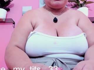 seleene webcam