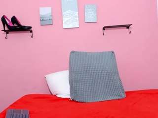 seleene webcam