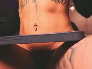 Mila live webcam show