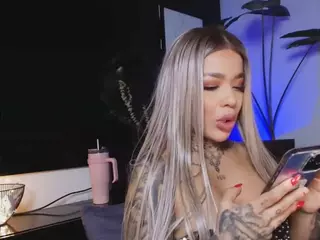 Mila's Live Sex Cam Show