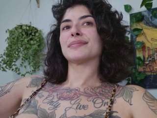 carolprince from CamSoda