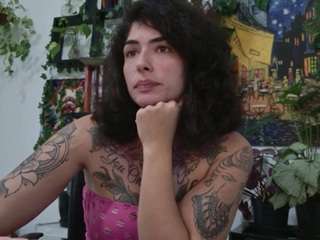 carolprince live cam profile