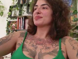 carolprince live cam profile