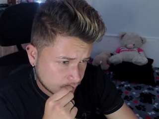 jsleon webcam model
