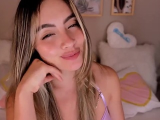 lindadelavega Live Webcam on CamSoda