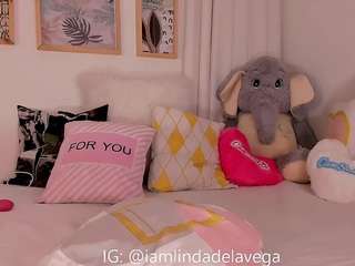 lindadelavega's CamSoda show and profile