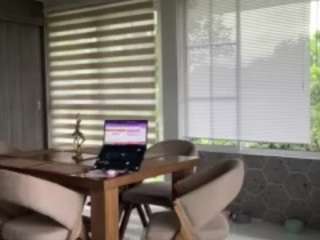 lindadelavega Live Webcam on CamSoda