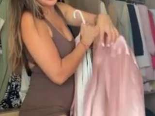 lindadelavega Live Webcam on CamSoda