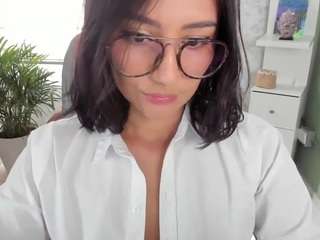  eliissa chat room