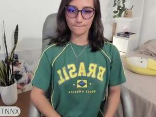 M A R T I N A live cam preview