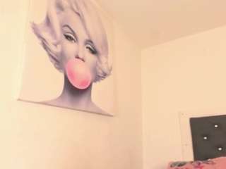  sexxy-naomi chat room