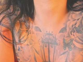 sexxy-naomi webcam model