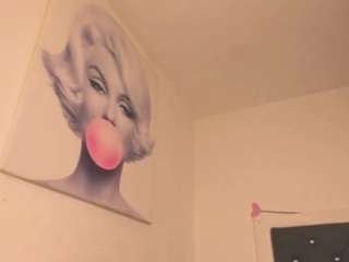 sexxy-naomi Live Webcam on CamSoda