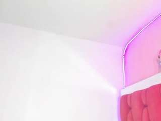 Sexxy-Naomi
