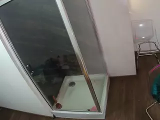 voyeurcam naughty bathroom's Live Sex Cam Show