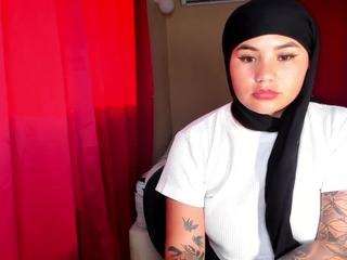  melanyqueen chat room
