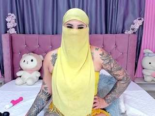 melanyqueen Live Webcam on CamSoda