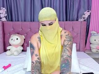 melanyqueen Live Webcam on CamSoda