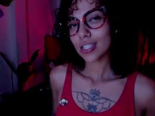 Sra. NATASHA WALKER