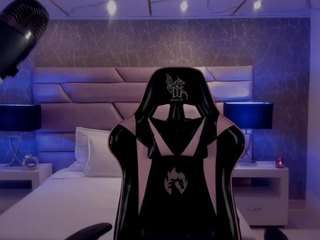 natashawalkerr's live room