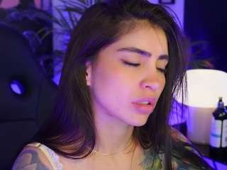 Live webcam model taniiga on Soda Cams