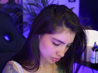 Live webcam model taniiga on Soda Cams